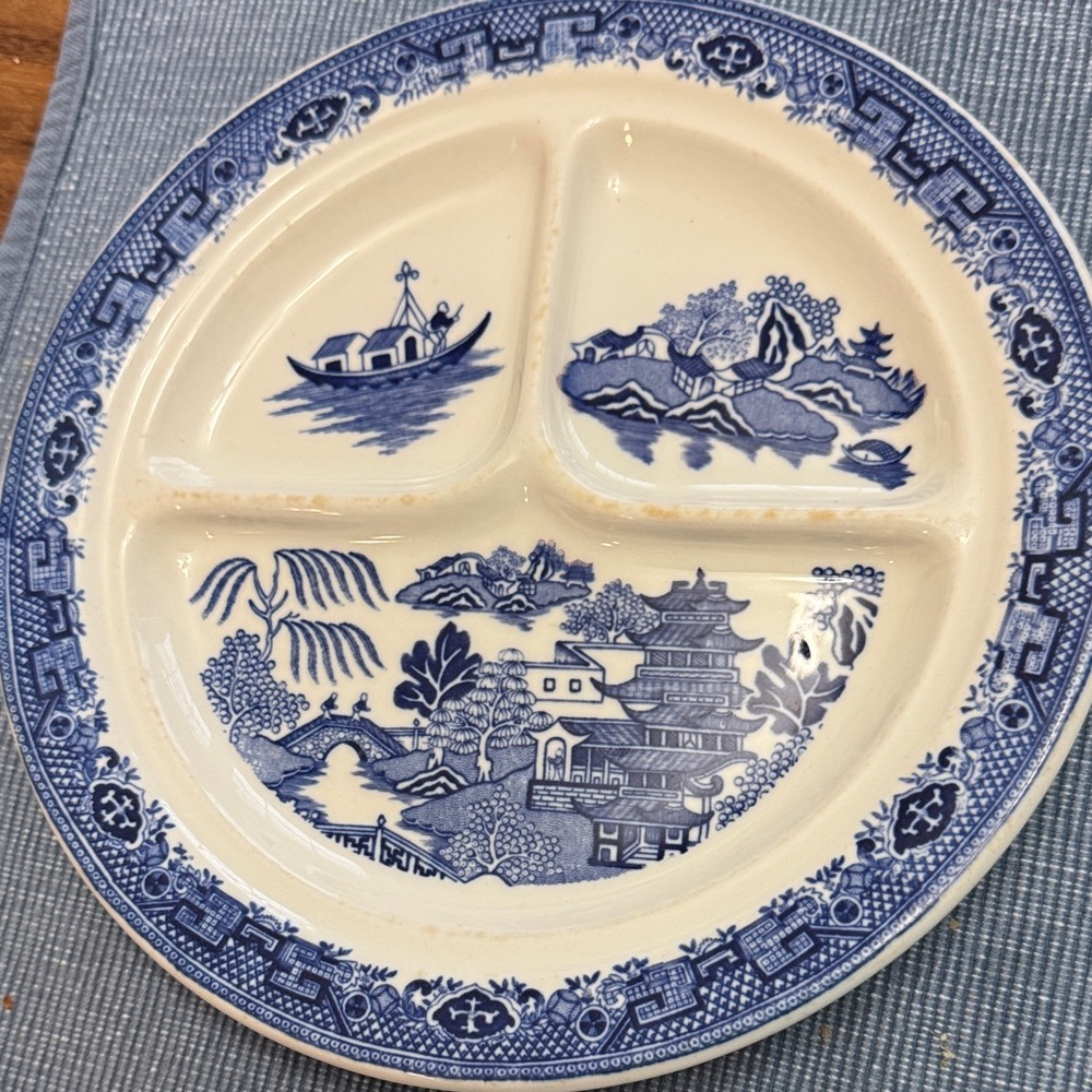 Vintage Blue Willow Divided Ceramic dinner Plate